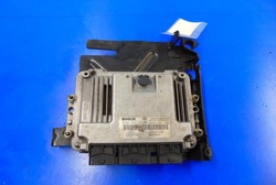 Renault scenic ii компьютер двигателя 0281011776 фото №1
