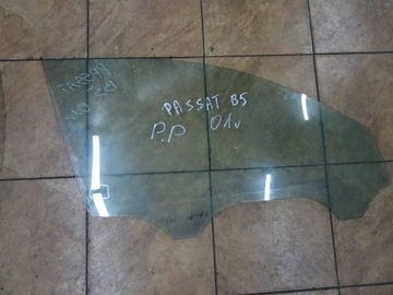 Passat b5 01' стекло правый перед фото №1