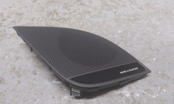 Audi q5 80a решётка динамика панели правая b&o фото №1