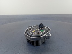 Volvo xc90 ii перетворювач модуль led b132122 фото №1