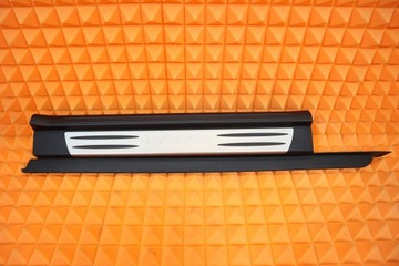 Mercedes-benz оригінальний номер 1716800235 планка накладка порога фото №1