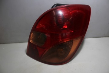 Лампа права задня toyota corolla verso e120 фото №1