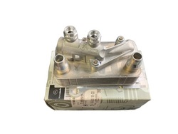 Mercedes w205 w213 253 радіаторів масла нова oem фото №1