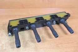 Котушка opel astra ii g 1,4 16v zafira a vectra c meriva a 1,6 16v 19005212 фото №1