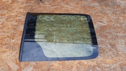 Скло кузовна праві зад citroen berlingo 03r рестайлінг uk фото №1