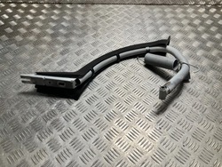 Петля крышки багажника правые mercedes cla w117 фото №1