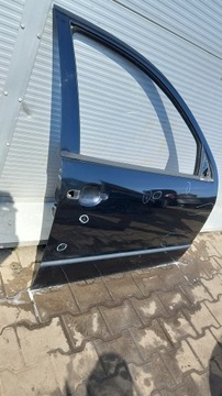 Двері праві перед skoda fabia універсал 05r фото №1