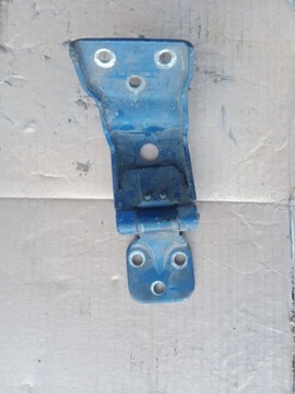 Петля двері зад mercedes vito w639 6397400437 фото №1