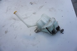 Бак склоомивача mazda 6 ii gh hb фото №1