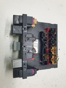 Модуль комфорта бортовой сетью vw jetta v 3c0937049p фото №1