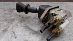 Рулевой/подрулевой тормоз postojowy man tgs tgx фото №1