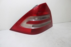 Лампа ліва задня mercedes c клас w203 2.0 фото №1