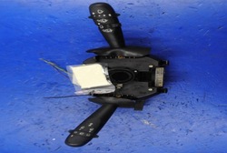 Alfa romeo 147 рестайлінг 2007r 1.6b перемикач zespolo фото №1