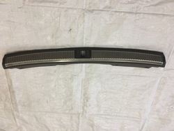 Защита порога багажника audi a4 b7 универсал avant 8e9864483c фото №1