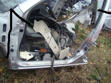 Nissan micra k12 лівий поріг стійка 5d фото №1
