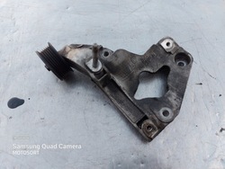 Лапи кронштейн jeep 3.0 crd wk2 vmmt033310f фото №1