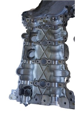 Mercedes a b класс cla головка amg 2.0 a2600109700 фото №1