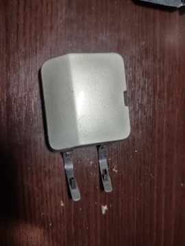 Заглушка бампера фаркоп перед dacia sandero 8200052598 фото №1