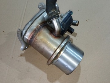 Радиаторов выхлопных газов egr vw passat b8 04l131512bh 2.0 фото №1