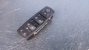 Jeep cherokee kk 07-13 перемикач скло фото №1