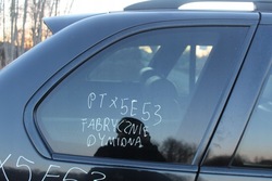 Скло кузовна праві зад тонована bmw x5 e53 фото №1