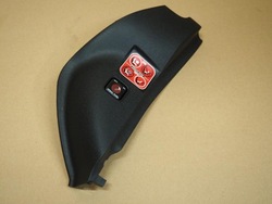 Защита заглушка консоли правая partner berlingo iii фото №1