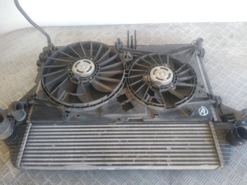 Комплект радиатор master iii 2.3 dci 144960015r фото №1