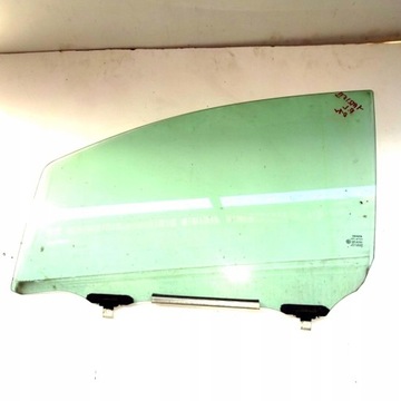 Скло передня ліва двері toyota yaris ii 5 двері фото №1