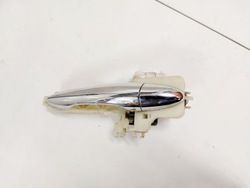 Kia sportage iii ручка двері лівий зад хром 90910-00400 фото №1