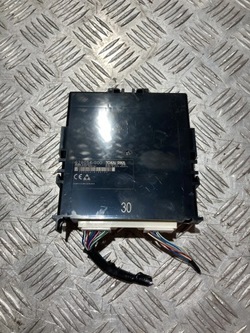 Модуль блок керування smart key toyota yaris iv 20- 1.5 фото №1