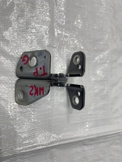 Jeep grand cherokee wk2 рестайлинг петля дверь зад правая фото №1