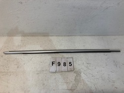 Volvo v90 прокладка планка накладка дверь левая фото №1