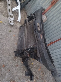 Sprinter 906 2,2 cdi pas переднее kpl радиатор 011r фото №1