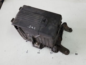 Vw golf 5 v 04-09r leon ii octavia ii корпус акумулятора фото №1