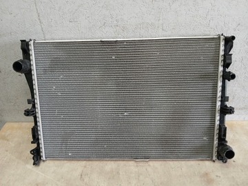 Радиаторов воды mercedes c класс w205 a0995002203 фото №1