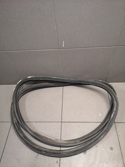 Прокладка крышки багажника audi a8 d3 фото №1