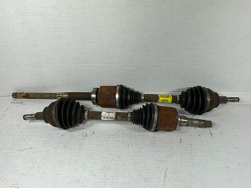 Kuga mk2 полуось левая 4x4 2,0eb 1,5eb cv61-3d437-fd фото №1