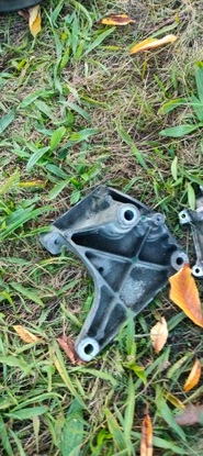 Лапи двигателя chrysler 300c 3.5 04578051ab фото №1