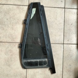 Volvo xc90 ii стекло дверь зад задних правая рамка 21 фото №1