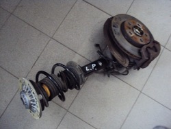 Mcperson поворотна опора ліва mini cooper one f55 14- фото №1