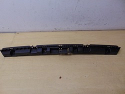 Ковзун бампера зад audi a1 82a 82a807863 новий фото №1