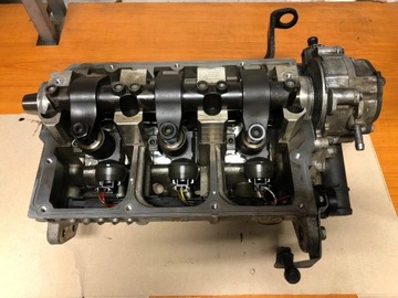 Головка цилиндров pompowtryski 045103373h 1.4 tdi bnv фото №1