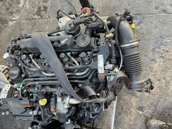 Двигун peugeot citroen opel toyota 2.0 блакитний hdi ah01 ah02 ah03 фото №1