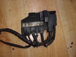 Suzuki grand vitara ii коробка предохранителей акумулятора 1.9 ddis фото №1