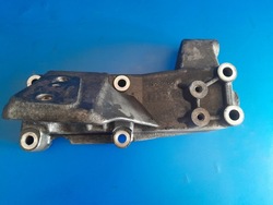 Лапи двигателя iveco daily 3.0 hpi f1ce3481c фото №1