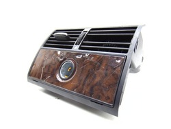 Решітка повітропровід тунелю зад audi a8 d2 4d0819203b фото №1