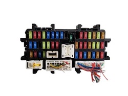 Коробка запобіжників infiniti q50 2.2 фото №1