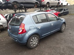 Поріг праві стійка dacia sandero i фото №1