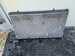 Радиаторов воды citroen c5 iii peugeot 407 2,2 hdi фото №1