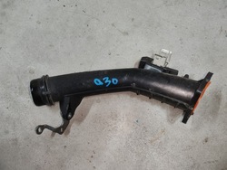 Труба шланг інтеркулер 1.6 cgi a2700900844 a-klasa w176 cla w117 q30 фото №1